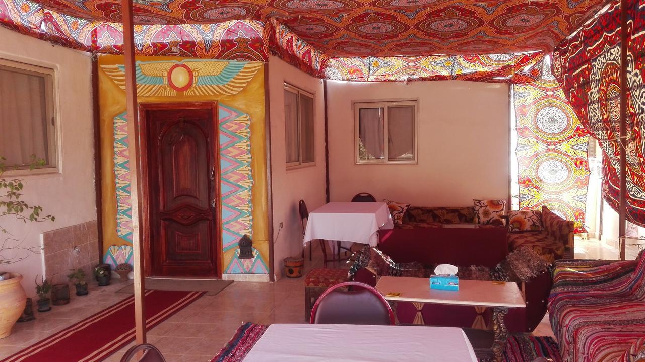 Pyramids Overlook Inn Kafret el-Gabal Kültér fotó