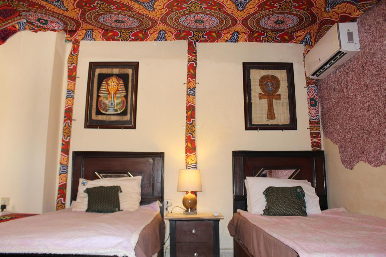 Pyramids Overlook Inn Kafret el-Gabal Kültér fotó